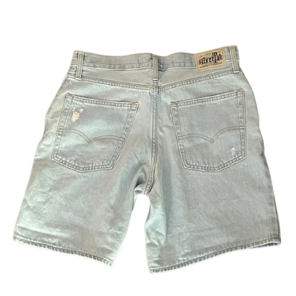 Levi’s Women’s Silver Tab Baggy Denim Shorts | Plot Twist (Light Blue) | Size 29
